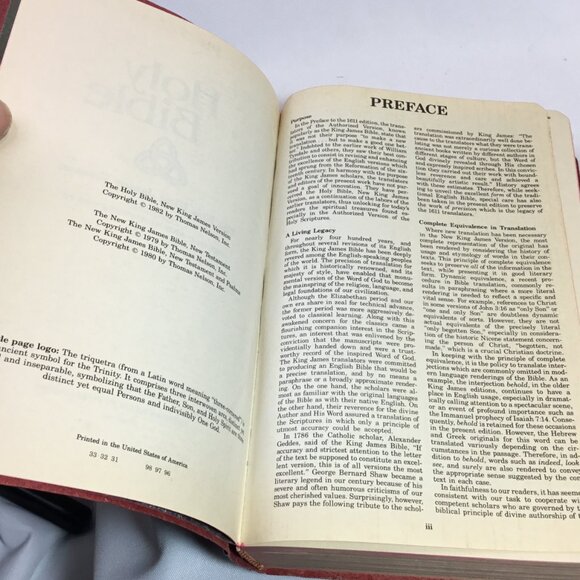 Holy Bible, New King James Version Nelson Regency Ed Christ in Red 412MR - Picture 8 of 13